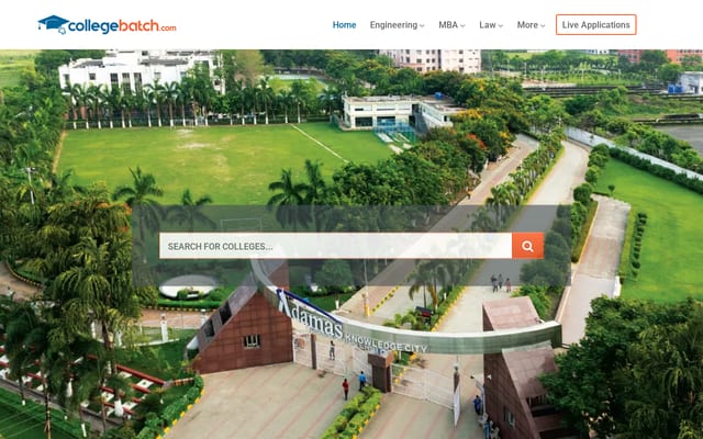 Screenshot of collegebatch.com